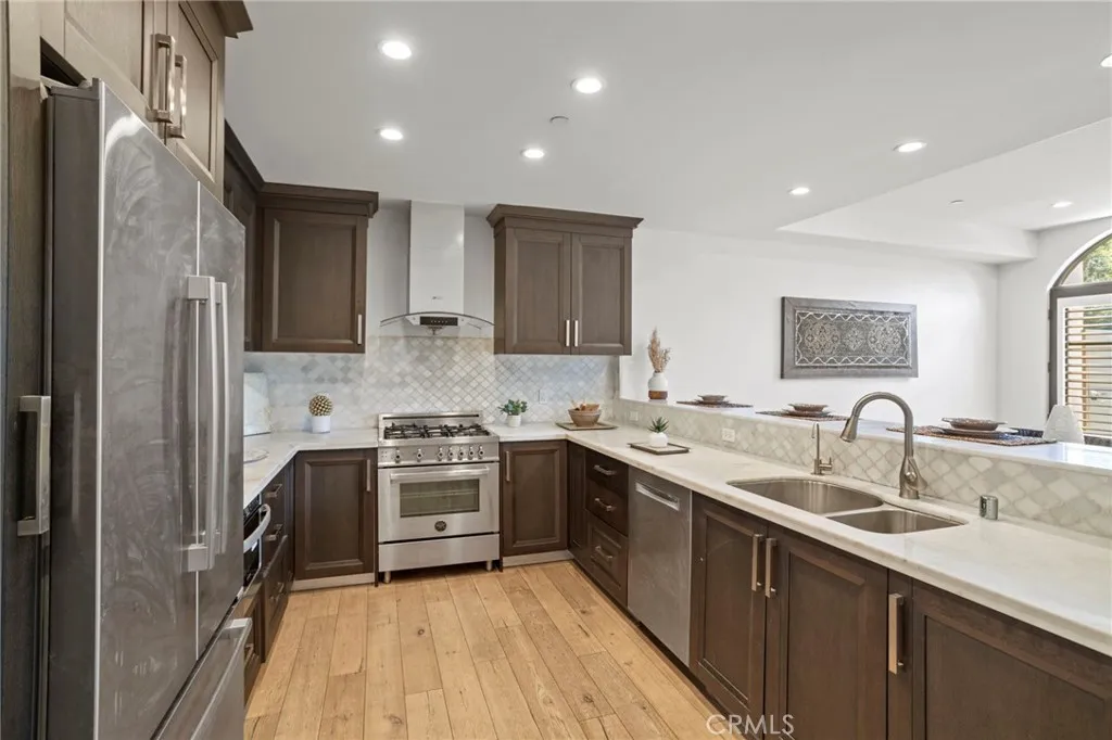 10523 Ashton, Los Angeles, California 90024 home-pic-8